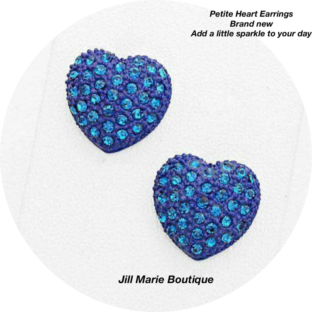 Sapphire blue heart earrings NEW